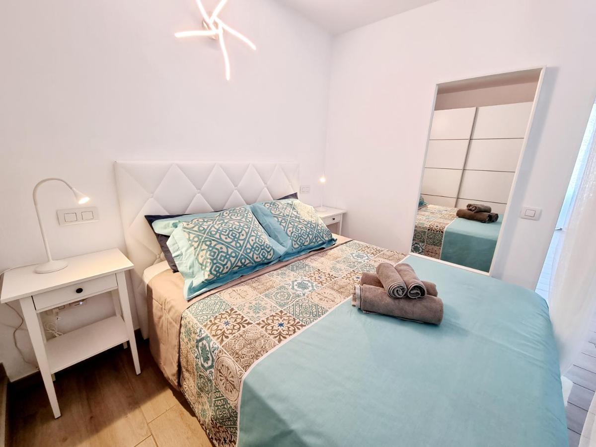 Apartamento Norma 8 Playa Roca Коста-Тегісе Екстер'єр фото